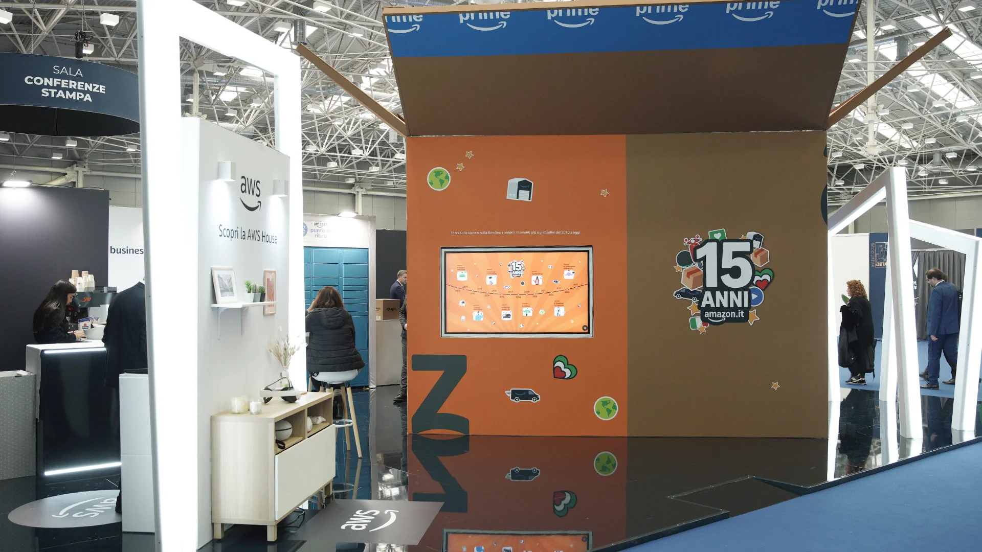 Lo stand Amazon AWS ad ANCI 2025, realizzato da ATC - All Things Communicate